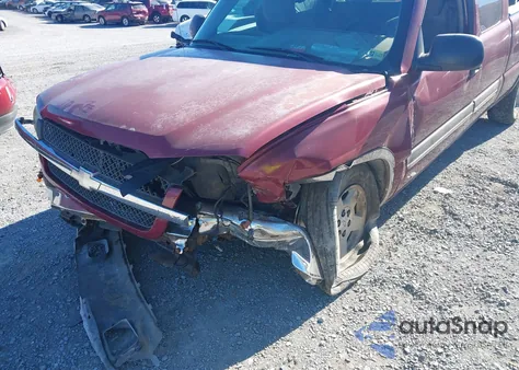 2005 Chevrolet Silverado K1500 из США, поврежденный, VIN 1GCEK19TX5E179015